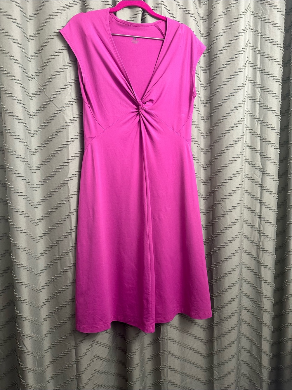 Patagonia midi dress size L
Pink purple liliac
Super flattering - Picture 3 of 6